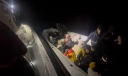 Balıkesir açıklarında 36 düzensiz göçmen kurtarıldı