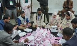 Bangladeş'te oy verme işlemi sona erdi, sayım başladı