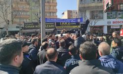 Batman Valiliği ve Batman Belediyesi'nden afiş gerginliğiyle ilgili açıklama