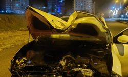 Batman'da direksiyon hakimiyetini kaybeden sürücü kaza yaptı