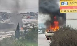 Bursa’da hareket halindeki kamyonet alev aldı