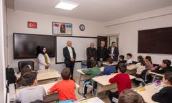 Büyükşehir Belediye Başkanı Er: Çocuklarımızın en iyi şekilde eğitim almalarına imkân sağlıyoruz