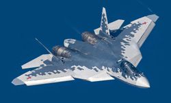 Cezayir Rus yapımı Su-57E Felon savaş uçaklarını envanterine kattı