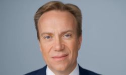 Dünya Ekonomik Forumu Başkanı, "Epstein" bağlantıları sonrası istifa etti