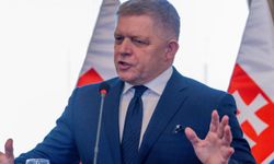 Fico: Ukrayna petrol sevkiyatını başlatmazsa, elektrik tedarikini durdururuz