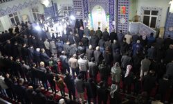 Gaziantep'te ilk teravih coşku ve heyecanla kılındı