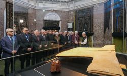 Hırka-i Şerif ziyarete açıldı