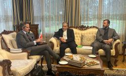 İran Dışişleri Bakanı, Cenevre'de UAEA direktörüyle görüştü