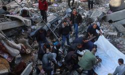 İşgalciler ateşkese rağmen Gazze'ye saldırılarını sürdürüyor: 72 bin 95 şehit