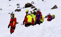 İtalya’da çığ düştü: 2 ölü, 1 yaralı