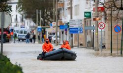 Leonardo Fırtınası İspanya ve Portekiz'i etkisi altına aldı