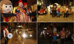 Nostaljik araçlarla sahura uyandırıyorlar