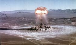 Nükleer ikiyüzlülük: ABD teste hazırız dedi, Çin'i suçladı