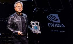 Nvidia’dan 215,9 milyar dolarlık gelir rekoru ve yapay zeka entegreli çipler