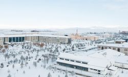 Olumsuz hava koşullarından dolayı Doğu'da 5 ile bağlı 420 yerleşim yerine ulaşım sağlanamıyor