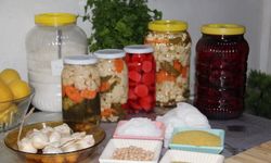 Ramazan sofralarının gözdesi: Batman'da ev yapımı şalgama yoğun ilgi