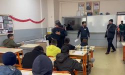 Siyer sevdası engel tanımadı, kırık ayağıyla Siyer Yarışmasına girdi