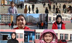 Siyer Yarışması'na katılan küçük çocuklar: Peygamberimizin hayatını öğrenmenin mutluluğunu yaşıyoruz