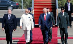 Siyonist rejim destekçisi Modi Tel Aviv'de