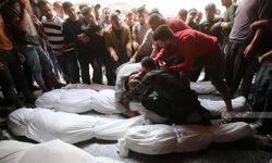 Siyonist rejimin Gazze’ye saldırılarında şehit sayısı 72 bin 61’e yükseldi