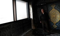 Siyonist yerleşimci çeteler, Batı Şeria'da bir camiyi ateşe verdi