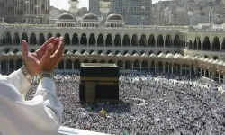 Tacikistan'da hac yolculuğu yapan öğretmenler yönetici olamayacak