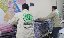 Umut Kervanı Cizre'de Suriye için yardım kabul noktası kurdu 