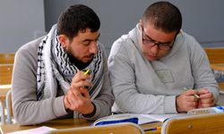 Van’da engelli gencin Siyer Yarışması’na katılması takdir topladı