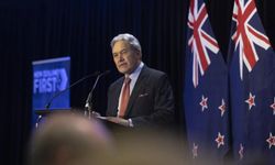 Yeni Zelanda: Rusya’nın gölge filosundaki 100 gemiye yaptırım uygulanacak