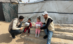 Yetimler Vakfı’ndan abluka altındaki Gazze’de sıcak yemek dağıtımı