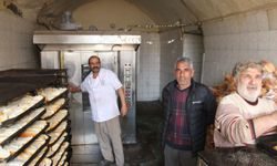 300 derece sıcaklıkta hem çalışıyor hem de oruç tutuyorlar