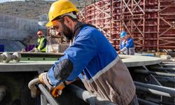 Akkuyu Nükleer Güç Santrali 4. güç ünitesinde baskı kirişi yerine yerleştirildi