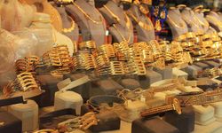 Altın fiyatları haftaya düşüşle başladı