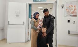 Anne karnında bağırsak delinmesi gelişen bebek, müdahale sonrası sağlığına kavuştu 