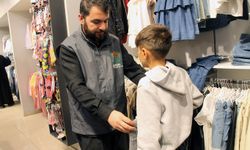 Avrupa Yetim Eli bayramlık kıyafetlerle yetimleri sevindirdi