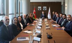 Bakan Bayraktar, EBRD Başkanı Renaud-Basso ile enerji ve madencilik yatırımlarını görüştü