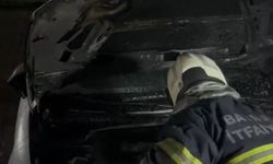 Batman’da site içinde park halindeki araç alev aldı