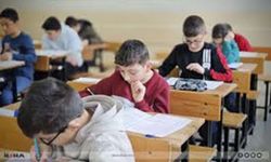 Bingöl'de okulda 'Kar spreyi' paniği: 30 öğrenci hastaneye kaldırıldı