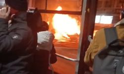 Bingöl’de park halindeki otomobil alev aldı