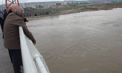 Cizre’de petrol boru hattında sızıntı paniğe yol açtı