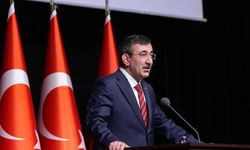 Cumhurbaşkanı Yardımcısı Yılmaz: Türkiye, savaşın etkili olduğu bölgelerde teyakkuzda