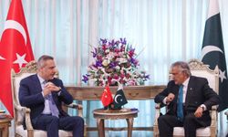 Dışişleri Bakanı Fidan, Pakistanlı mevkidaşı Dar ile görüştü