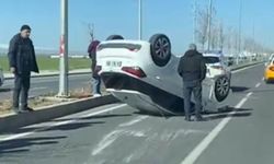 Diyarbakır'da otomobil takla attı: Bir yaralı