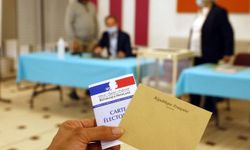 Fransa’da yerel seçimler için halk sandık başına gidiyor