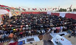 Gazze'de enkaz ve çadırların arasında bayram tekbirleri yankılandı