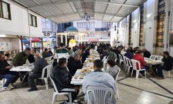 Hatay’da Umut Kervanı’ndan iftar sofrası
