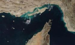 İran Devrim Muhafızlarından "Hürmüz Boğazı" uyarısı