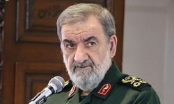 İranlı Tümgeneral Rızaî: Uzun bir savaşa hazırız ancak düşman buna hazır değil