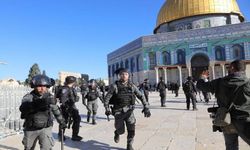 Kudüs askeri abluka altında: Mescid-i Aksa Kadir Gecesi'nde kapalı