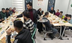 Malatya'da görme engelliler iftarda buluştu